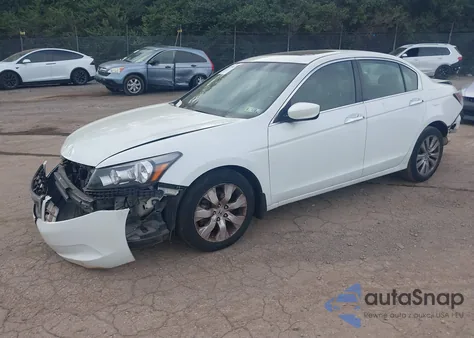 2011 Honda Accord 3.5 Ex-L из США, поврежденный, VIN 1HGCP3F82BA024497